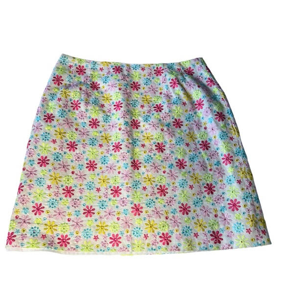 Lilly Pulitzer White Label Starlet Eyelet Mini Skirt in size 8. EUC. Gorgeous - Picture 7 of 7